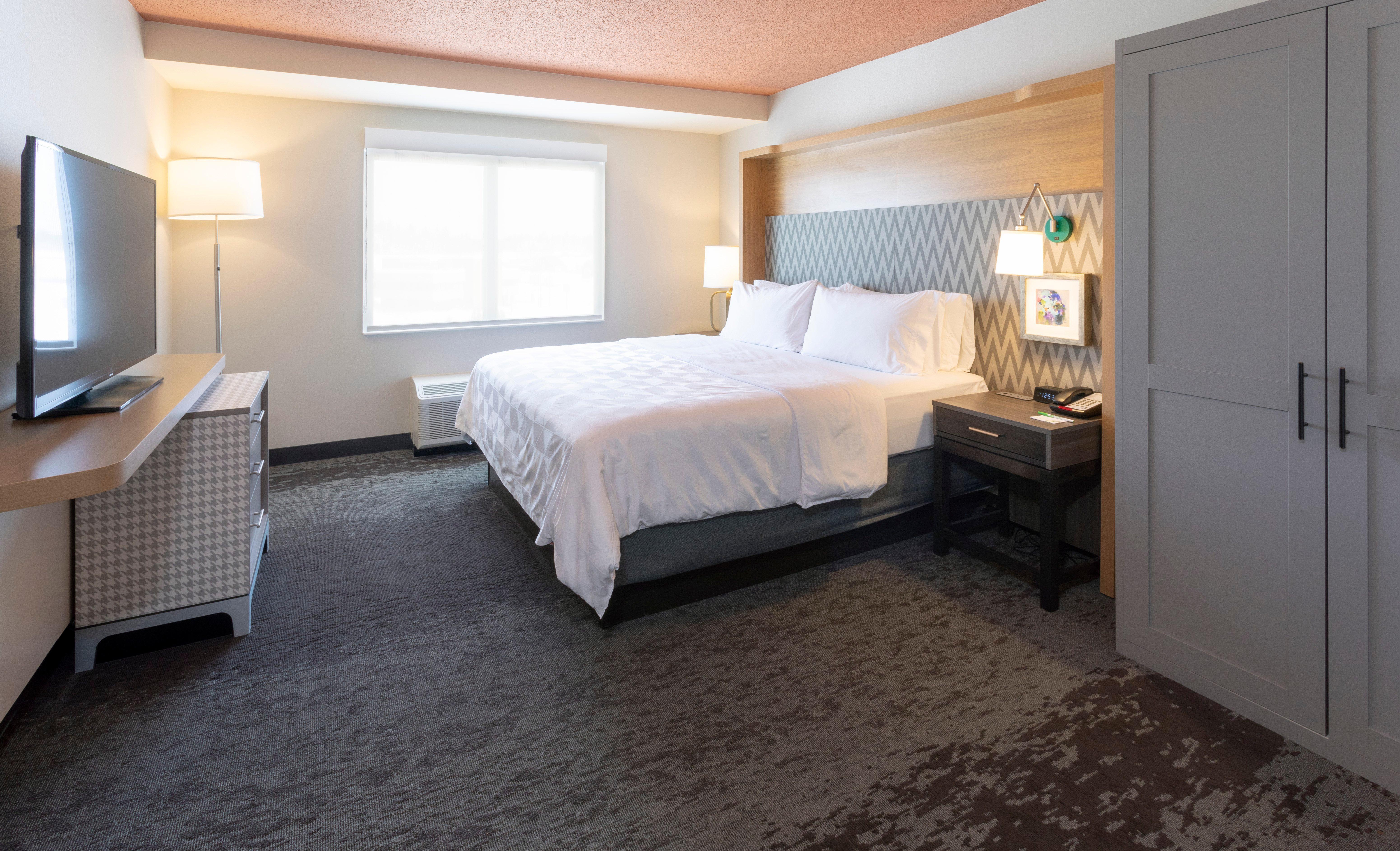 Holiday Inn Marquette By Ihg Bagian luar foto