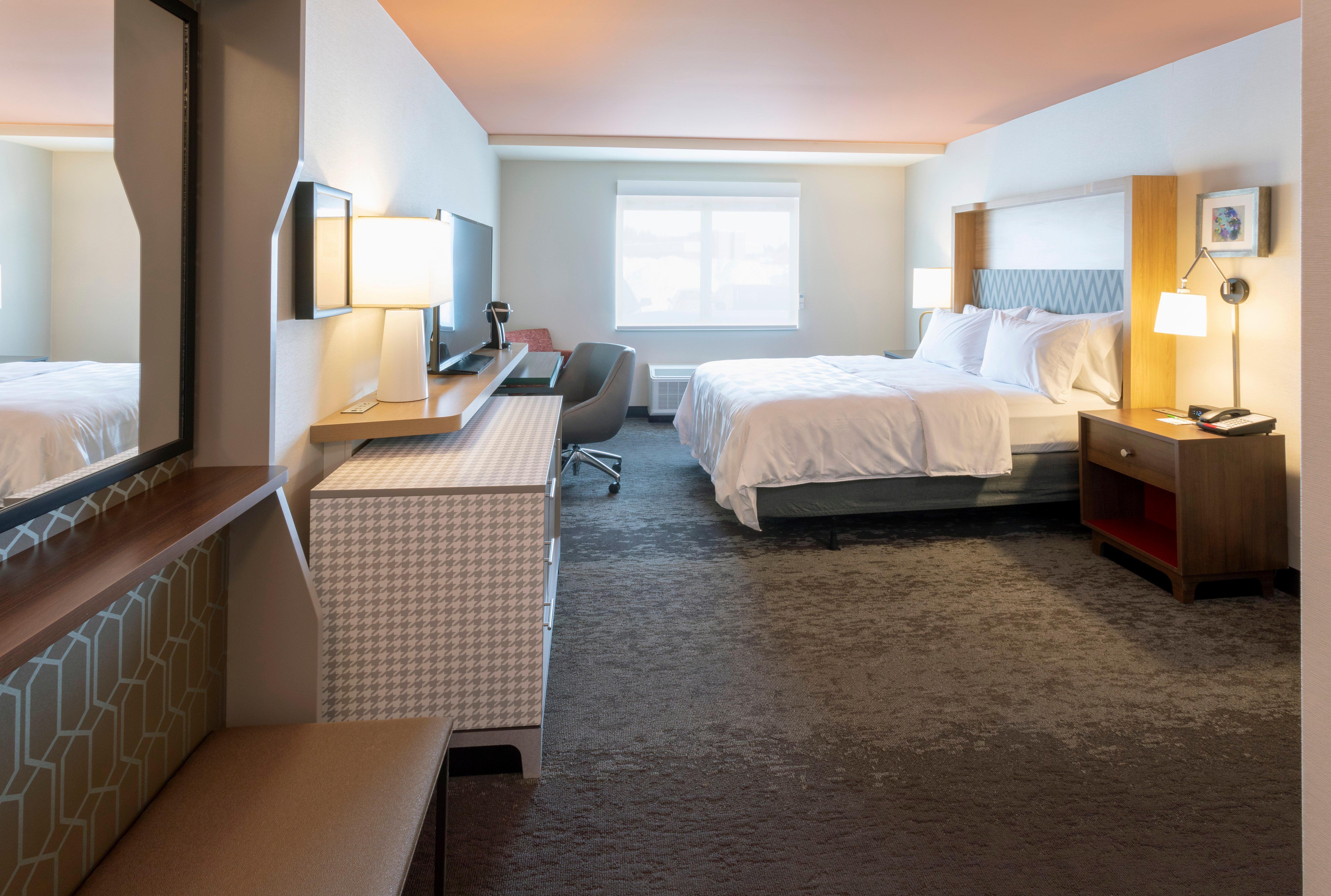 Holiday Inn Marquette By Ihg Bagian luar foto