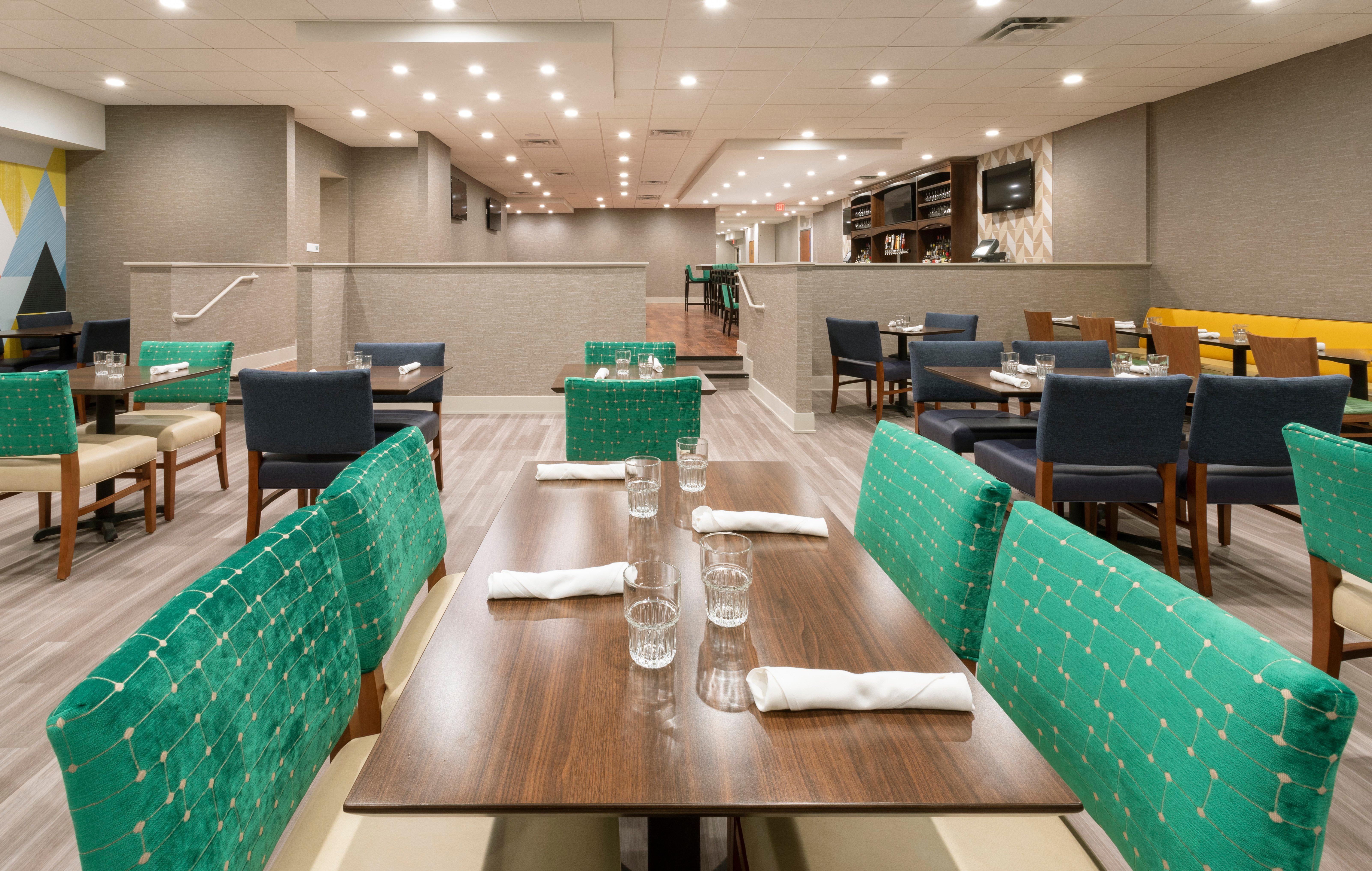 Holiday Inn Marquette By Ihg Bagian luar foto